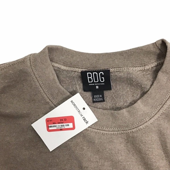 BDG Urban Outfitters Bubble Hem Cropped Sweatshirt Size M Faded Brown New $54 - Picture 3 of 3